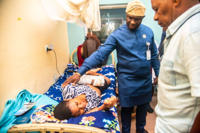 Photo of Sunday Asefon during a solidarity visit at the hospital